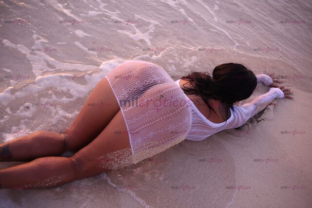 FOTOS DE LATINA DEL SUR CON CUERPO NATURAL, ELEGANTE Y SEXY! ESPAÑOL E INGLES