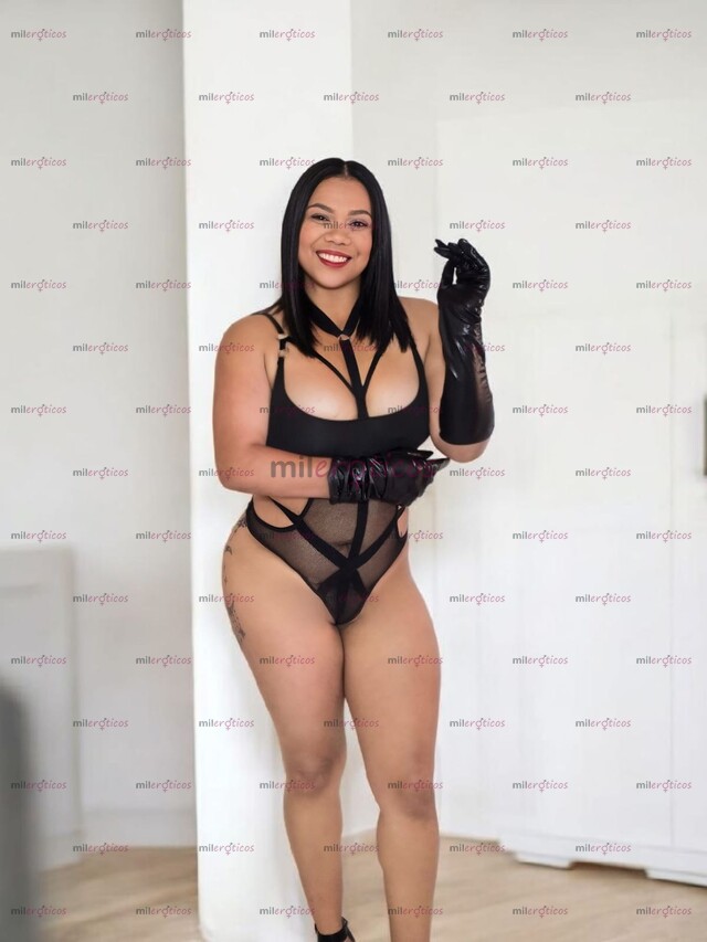 FOTOS DE HOLA MI AMOR AQUÍ LLEGO TU RICA EMY SÚPER DELICIOSA