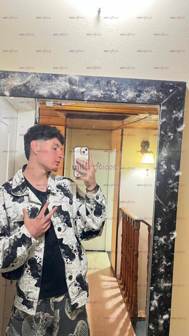 FOTOS DE POLLITO NEA VERS CACHONDO CON GANAS DE VER QUÉ PASA