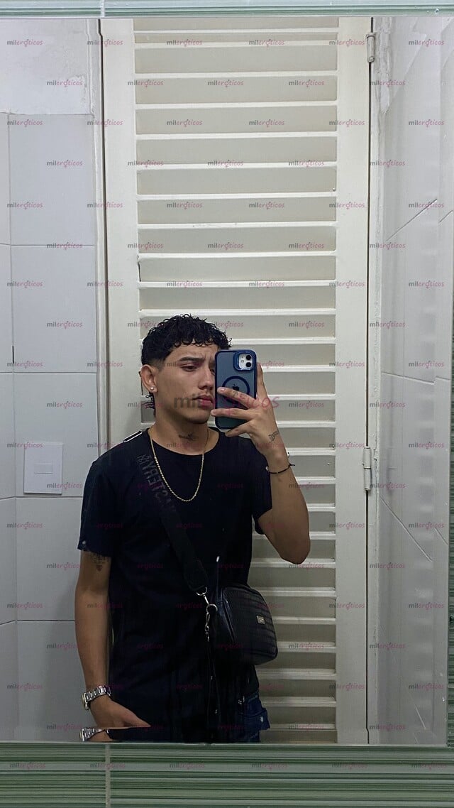 FOTOS DE TAYLER CHICO CALIENTE Y SEXY NUEVO EN TU CIUDAD