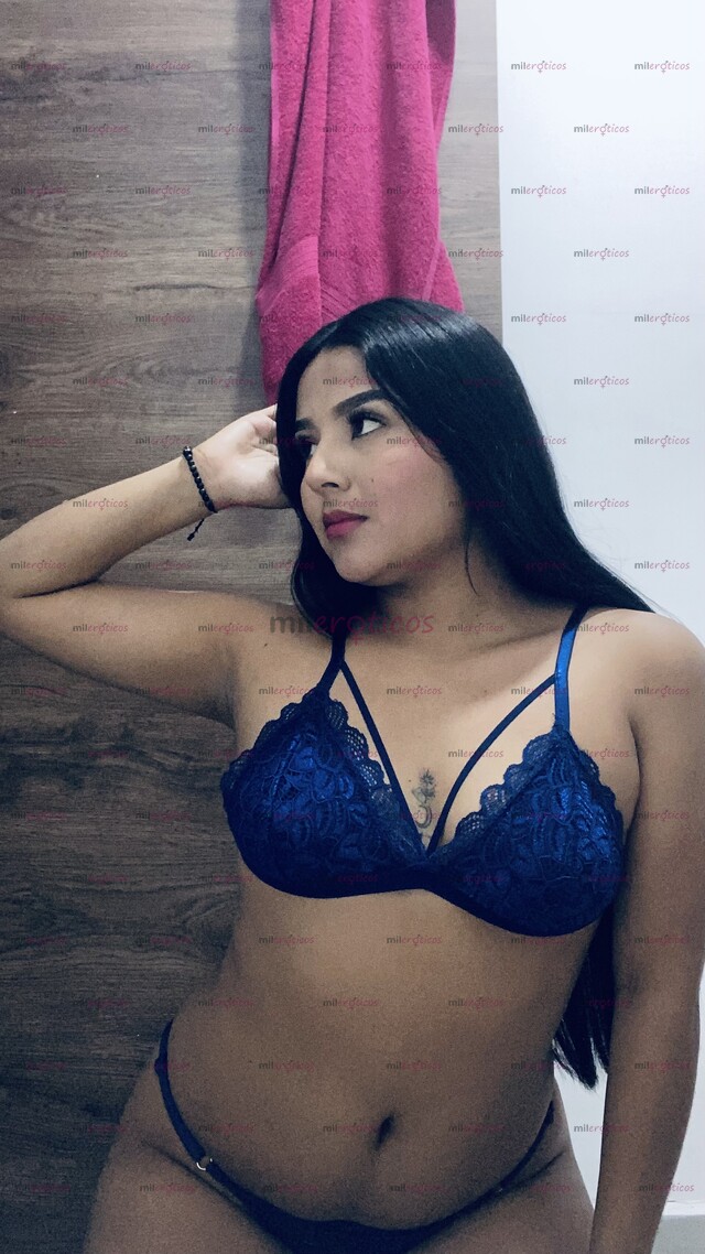 FOTOS DE MARIANA DE 18 AÑITOS CON TRATO DE NOVIA DESCOMPLICADA