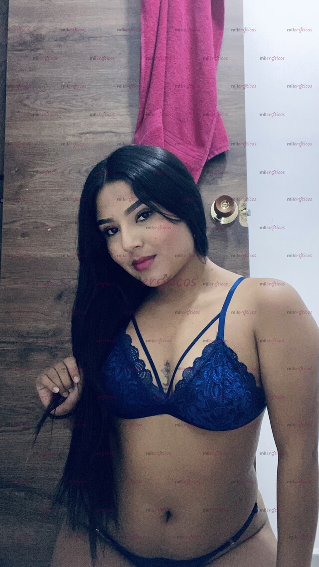 FOTOS DE MARIANA DE 18 AÑITOS CON TRATO DE NOVIA DESCOMPLICADA