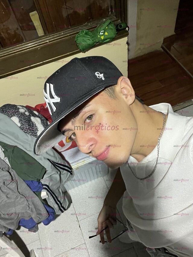 FOTOS DE CHICO JOVEN GUAPO CON GANAS DE PASARLA BIEN!!