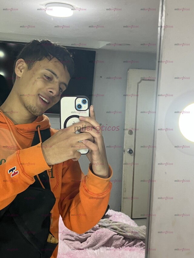 FOTOS DE CHICO JOVEN GUAPO CON GANAS DE PASARLA BIEN!!