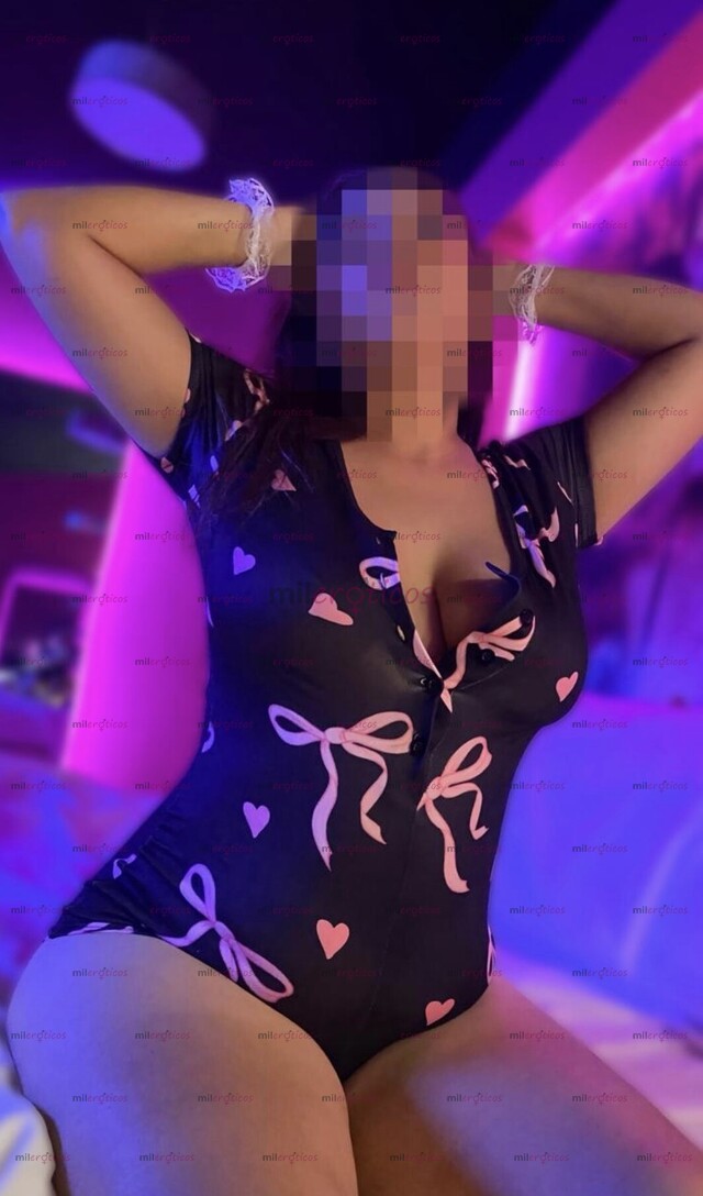 FOTOS DE SOY YESI UNA CHICA DEMASIADO TETONA Y AMABLE