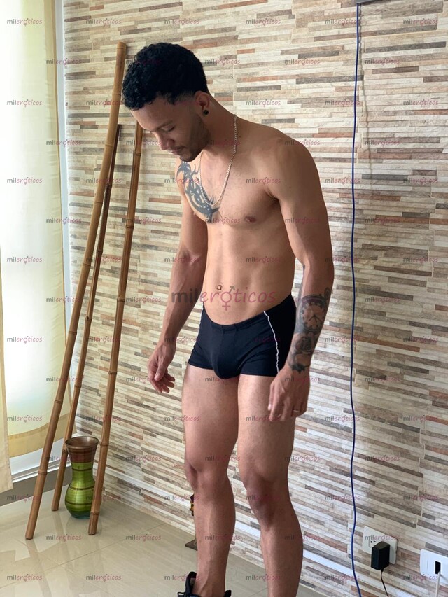 FOTOS DE MACHO VERGON COMPLACIENTE LLÁMAME YA 22 CM DE VERG