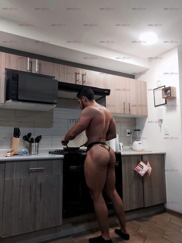 FOTOS DE TE GUSTA EL ARTE MORENO MUSCULOSO COMPLETAMENTE ATLETICO