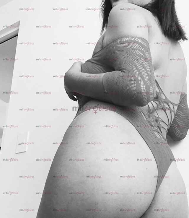 FOTOS DE SOY MELANIE METEMELA TODA ENTERA Y DAME DURO TODA HASTA ADENTRO TODA PAPI