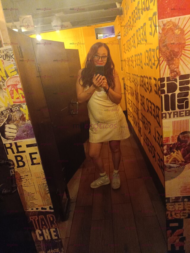 FOTOS DE ALINEEE EN BÚSQUEDA DE DISFRUTAR DE LO QUE SIGO SIN CONOCER UN ORGASMO CO