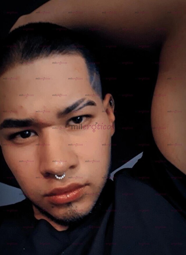 FOTOS DE HOLA SOY DERECK CONTACTAME PARA PASAR UN RATO INCREIBLE