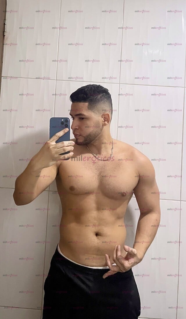 FOTOS DE JOVEN ATLÉTICO VARONIL, EDUCACIÓN Y DISCRECIÓN, MASAJES, VENTA DE CONTENIDO