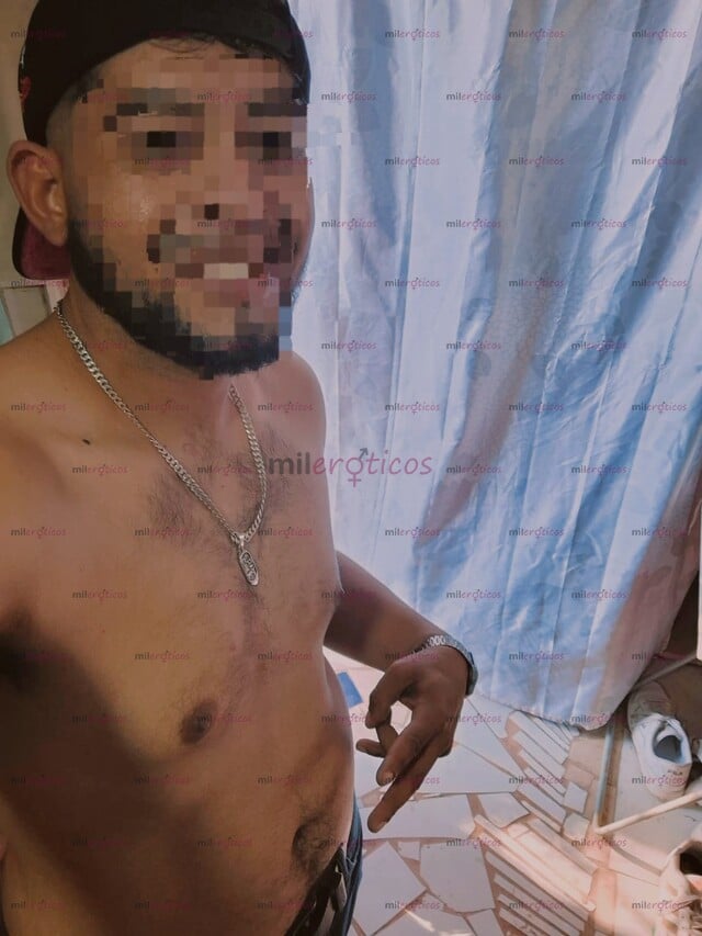 FOTOS DE JOVEN ARDIENTE NUEVO EN EL AMBIENTE DISPUESTO A CUMPLIR TUS FANTASÍAS
