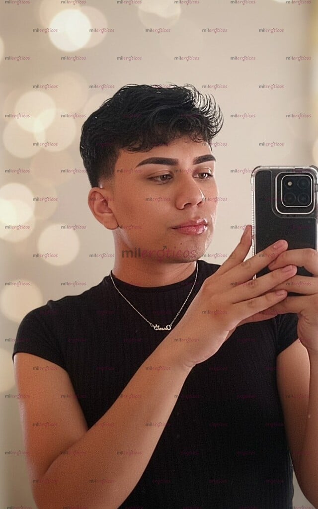FOTOS DE YAYIIS BASREY TU SUMISO FAVORITO EL JAROCHITO CALIENTE