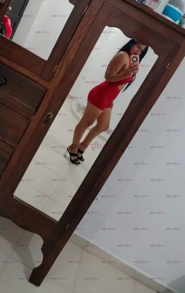 FOTOS DE HOLA AMORES!! VAMOS A DIVERTIRNOS Y GOZAR SOY ANDREA 22 AÑOS 9331676666