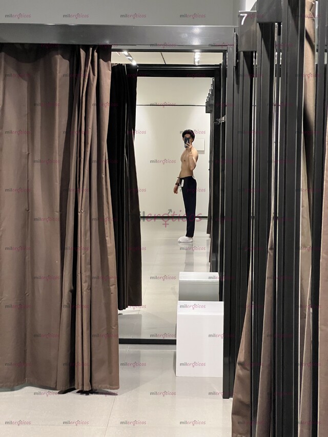 FOTOS DE FLACO DE 1.80 SEXI, CALIENTE, EDUCADO Y LIMPIO.