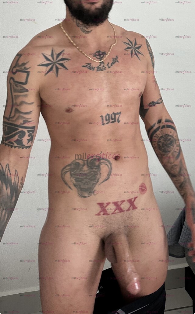 FOTOS DE LATINO SEXI DE MENTE ABIERTA VERGON LISTO PARA DAR BUENA FOLLA DISFRUTES