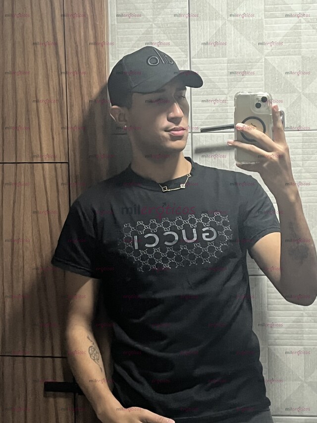 FOTOS DE VENEZOLANO 21 AÑOS COMPLACIENTE Y BUEN CHICO , EL TRATO QUE BUSQUES !! INTER