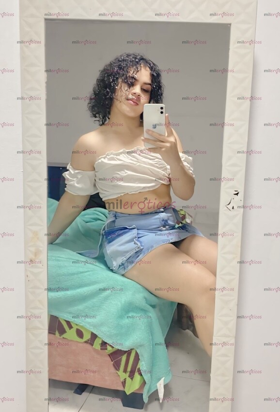 FOTOS DE CHICA TRANS CALIENTE CON COSAS NUEVA PARA ESTRENAR