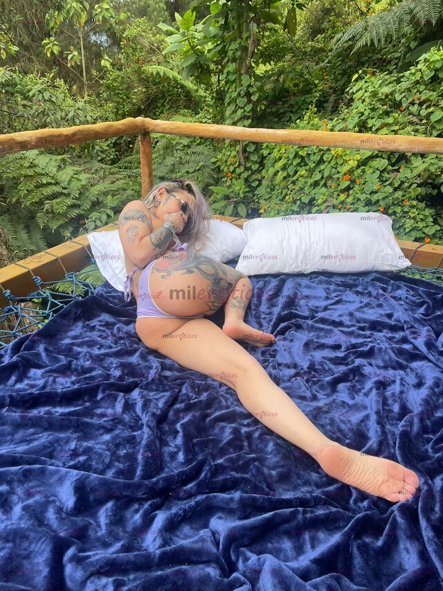 FOTOS DE HERMOSOS ESTOY DISPONIBLE PARA COMPLACER Y CONSENTIR