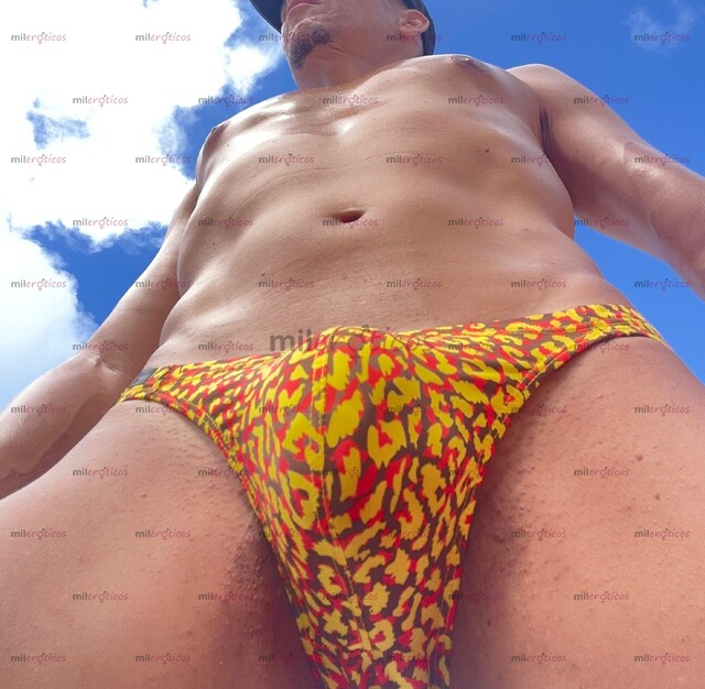 FOTOS DE MACHO ACTIVO CON EL CHIMBO GRUESO REALIZA MASAJES ÉROTICOS A HOMBRES ARDIENTES