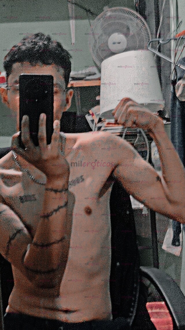 FOTOS DE CALIENTE Y CON GANAS DE TENER SEXO,YO TE LO AGO CON MUCHA ADRENALINA Y PASIÓN