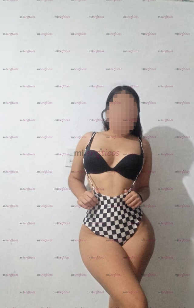 FOTOS DE BUBIS GRANDES NALGONA Y DE CARA BONITA PIERNAS BLANCAS QUE TE PUEDES METER E