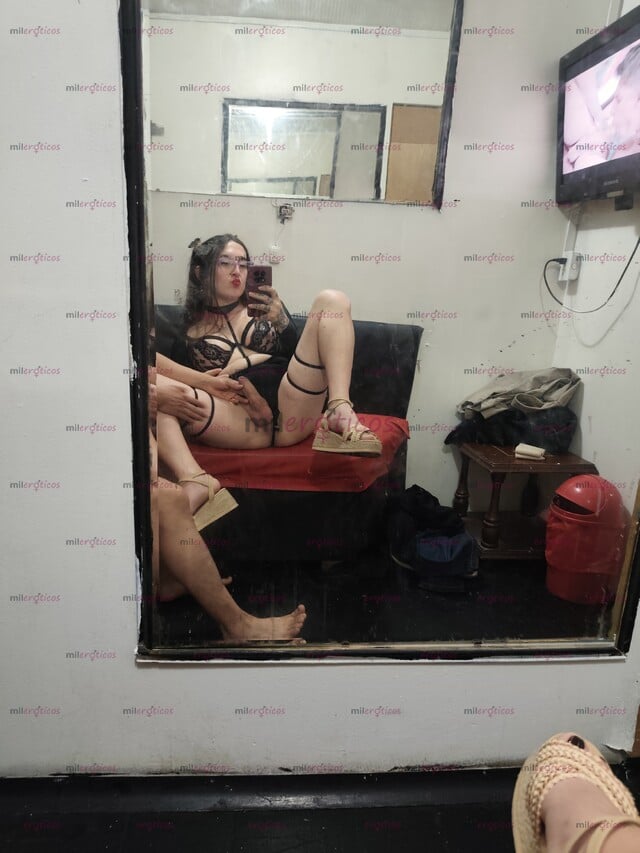 FOTOS DE TU TRANS SÚPER FEMENINA CON JUGUETITO INCLUIDO.. SOLO PA TI