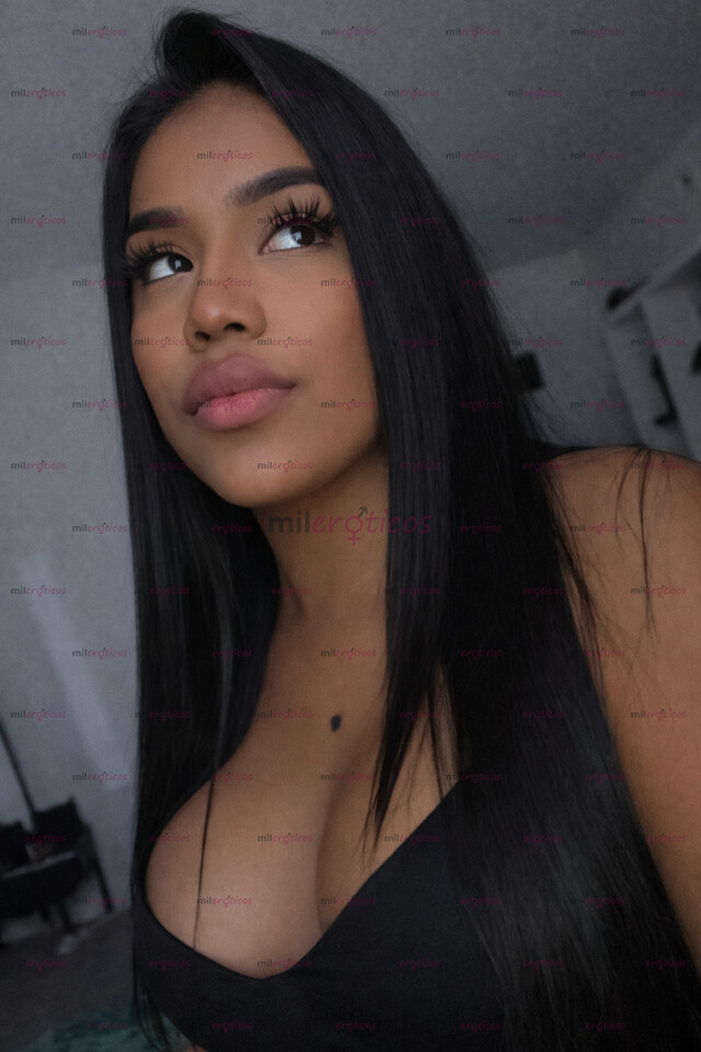 FOTOS DE BONITA NIÑA ACT DISFRUTA DE MI PENE DE MUJER PRETTY GIRL ENJOY MY WOMAN