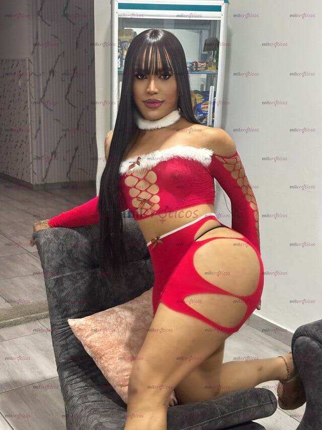 FOTOS DE CAROL 23 CM GRUESA Y LECHERA DOMINANTE FEMENINA CULONA FETICHIST