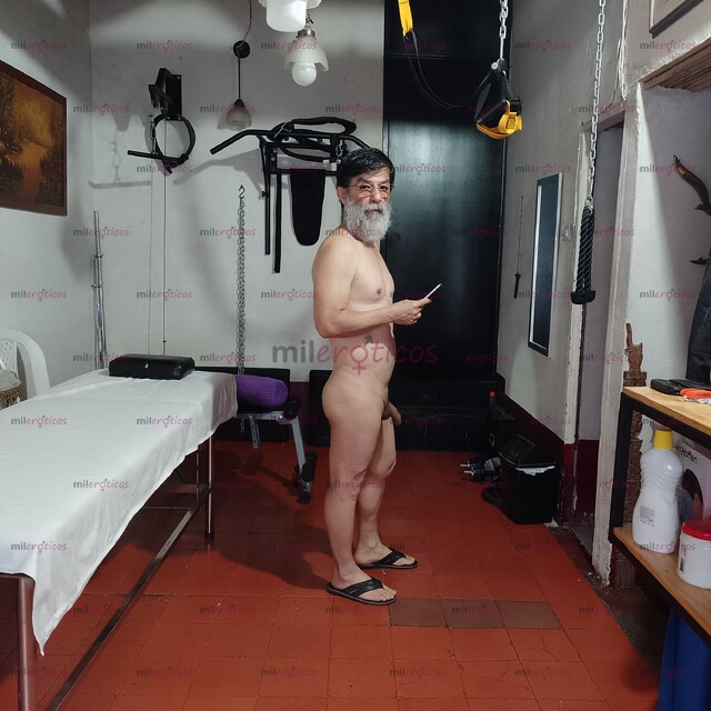FOTOS DE CLUB DEL MASAJE EROTICO PROFESIONAL NUDISMO VARONIL SOLO ACTIVOS Y VERSATILES MD