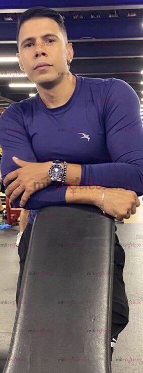 FOTOS DE SCORT ACOMPAÑANTE DOTADO DE VERGA 23CM Y DOTADO DE CEREBRO