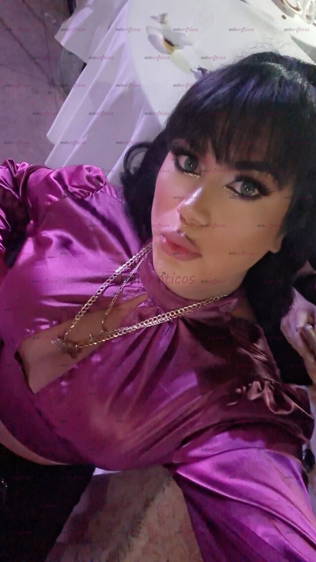 FOTOS DE HERMOSA TRANY CON UN RICO TROZO LECHERO PARA TI VEN DESLECHARME UNICO DIA