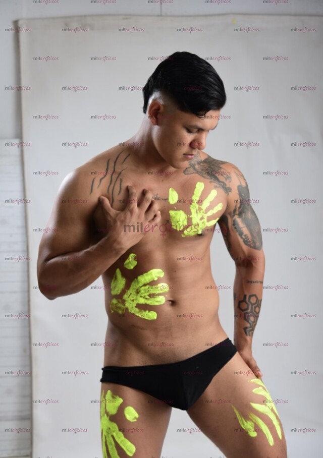 FOTOS DE TAYLOR CHICO COSTEÑO, JOVEN VERGON Y DOMINANTE