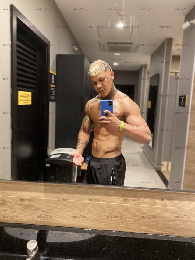 FOTOS DE TAYLOR CHICO COSTEÑO, JOVEN VERGON Y DOMINANTE