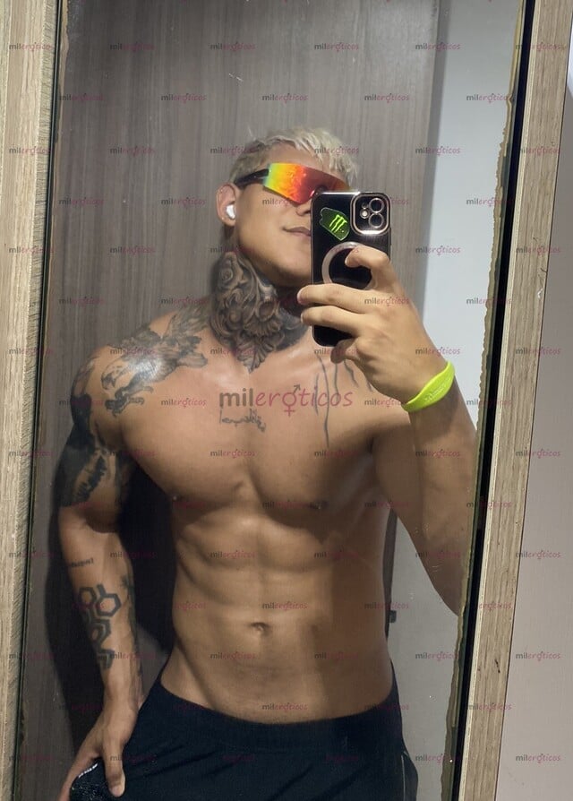 FOTOS DE TAYLOR CHICO COSTEÑO JOVEN , DOTADO, MORBOSO, MASCULINO Y DOMINANTE