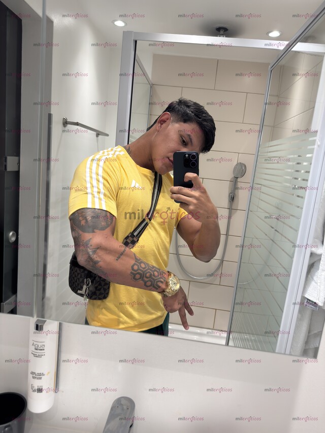 FOTOS DE TAYLOR CHICO COSTEÑO JOVEN , DOTADO, MORBOSO, MASCULINO Y DOMINANTE