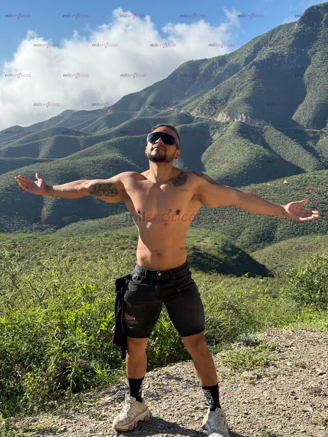 FOTOS DE POCOS DÍAS, MORENO COMPLACIENTE PARA DARTE UNA BUENA EXPERIENCIA