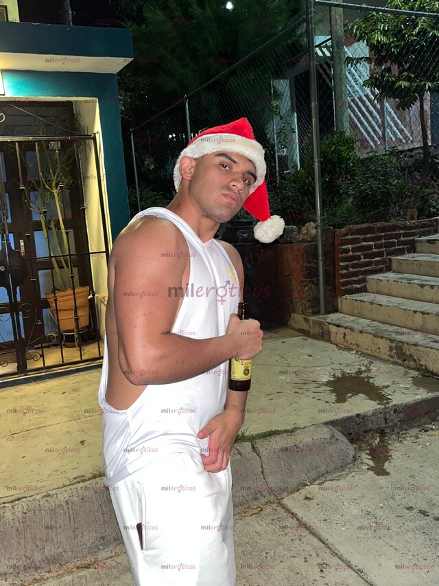 FOTOS DE HOLA SOY TONY UN JOVEN HETEROSEXUAL QUE BUSCA GOZAR Y DIVERTIRSE SEXUALMENTE