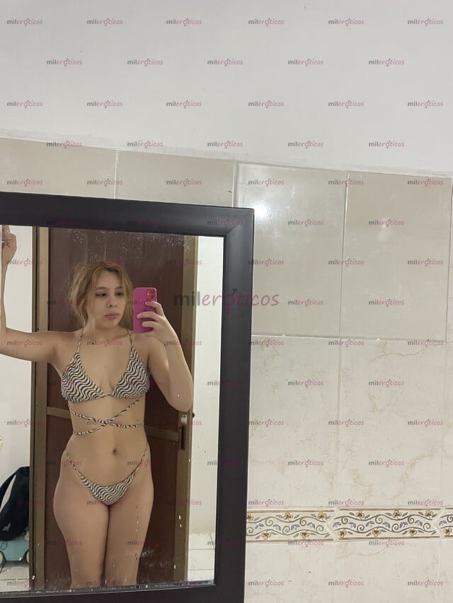 FOTOS DE CATALINA ALTA Y GUAPA COMPLACIENTE DISPONIBLE SOLO UNOS DÍAS 20 AÑOS