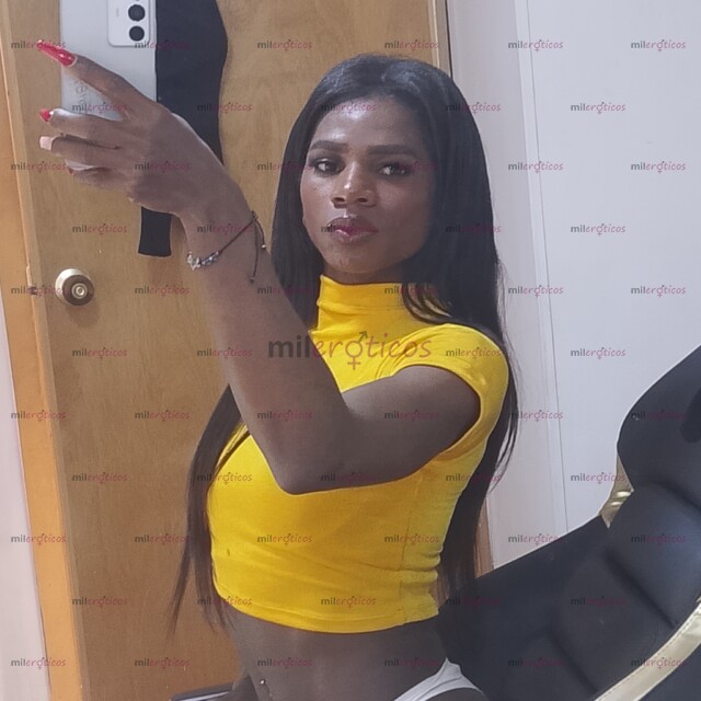 FOTOS DE HOLA AQUÍ LLEGO TU NEGRA DISPUESTA A COMPLACERTE Y HACERTE FELIZ