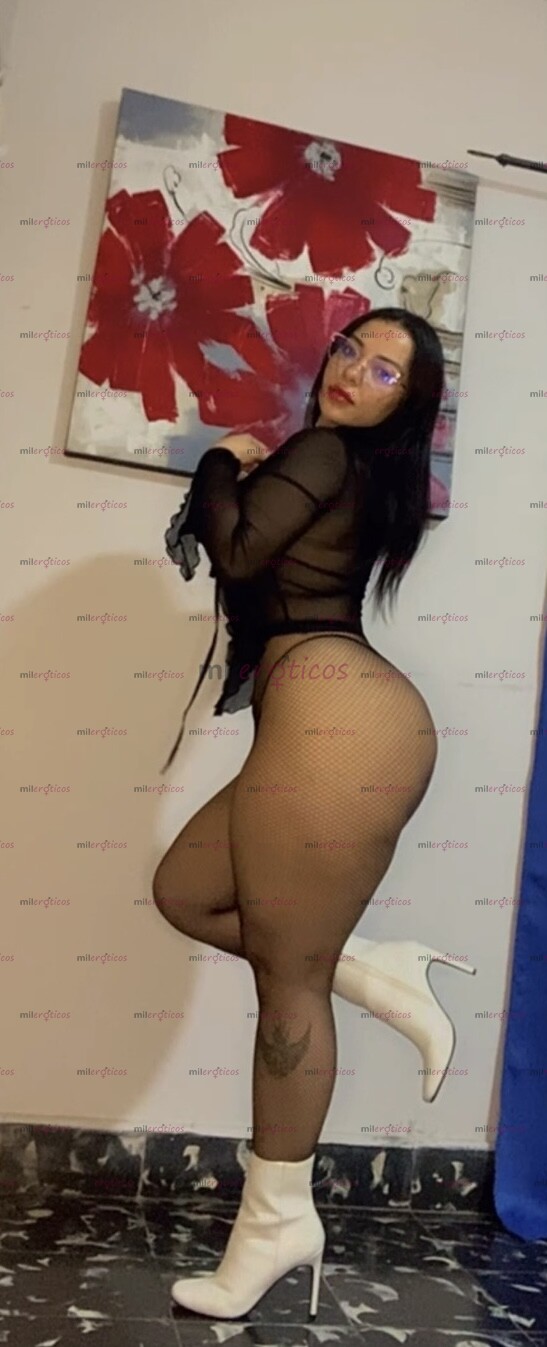 FOTOS DE HOLA CARIÑO SOY LAURA UNA PAISA ENCANTADORA