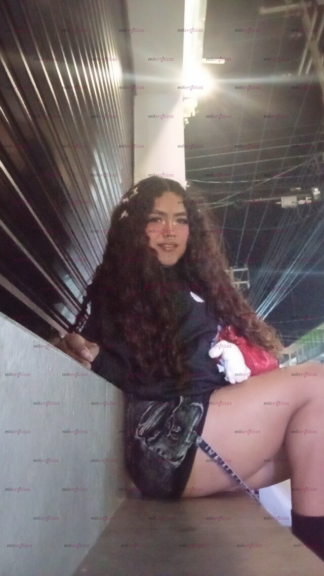 FOTOS DE TU NENA LECHERA ESTA AQUI LARA DEJARTE TODA MI LECHE EN TU BOCA