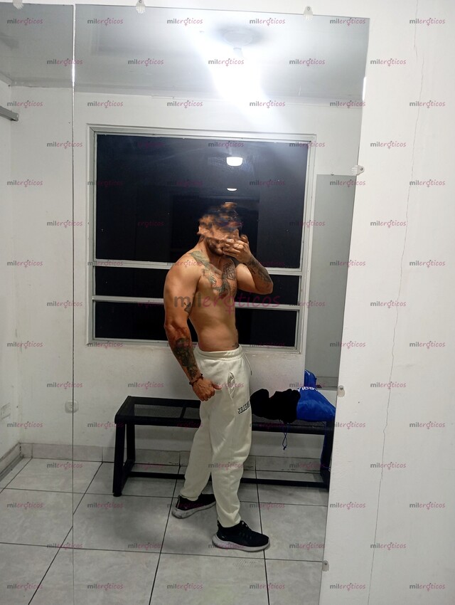 FOTOS DE HETERO,SERVICIO EXCLUSIVO PARA SATISFACER FANTACIA DE DAMAS APASIONADAS.