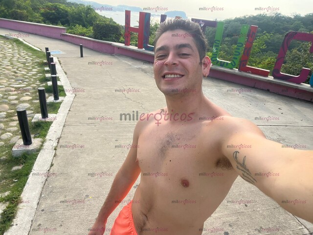 FOTOS DE PAISA ACTIVO VERGÓN Y MUY COMPLACIENTE DISPUESTO A COMPLACERTE
