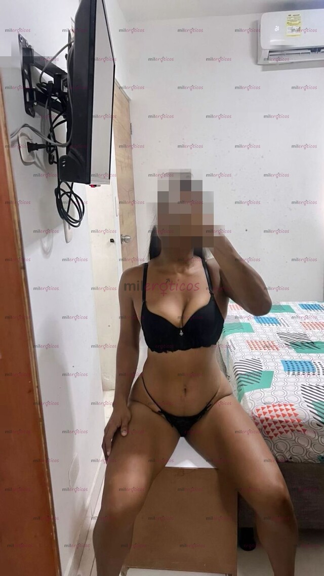 FOTOS DE DANIELA TU FLAQUITA MORENA COMPLACIENTE MENTE ABIERTA DISPUESTA A CUMPLIR TUS FA