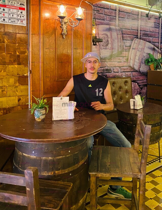 FOTOS DE AQUÍ VATO HOT CON LUGAR ORAL, PENETRACIÓN, FANTASÍAS Y MÁS