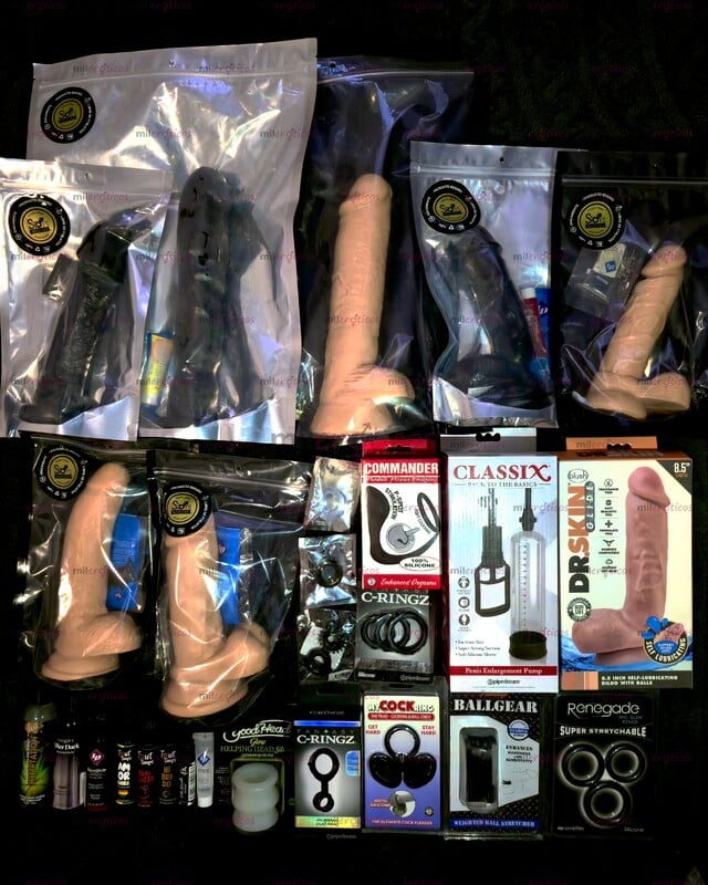 FOTOS DE TU SEXSHOP GAY EN QUERETARO: ACCESORIOS, JUGUETES, Y ROPA INTERIOR.