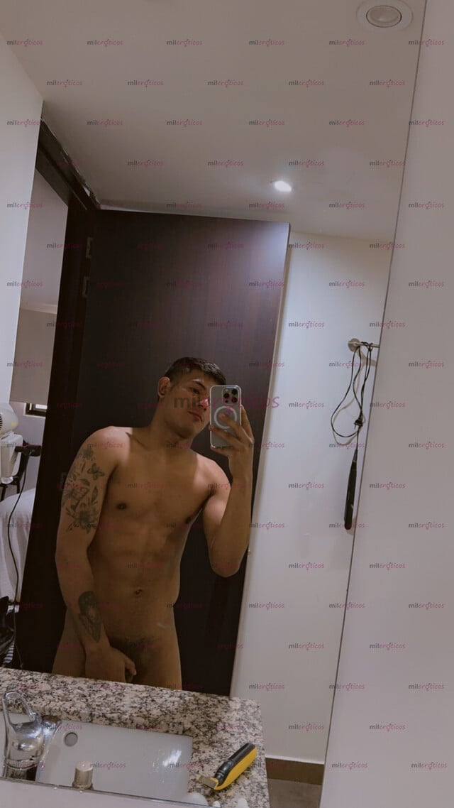 FOTOS DE JOVEN MORBOSO FETICHISTA LISTO PARA COMPLACERTE
