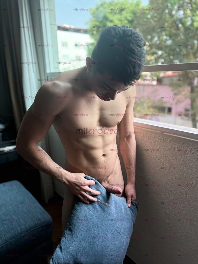FOTOS DE COMPAÑÍA MASCULINA DISTINGUIDA PARA MOMENTOS PRIVADOS Y AGRADABLES