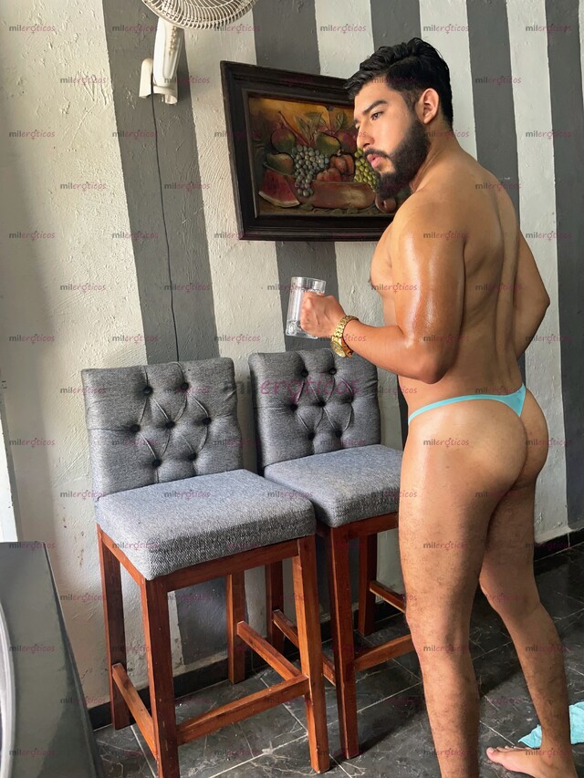 FOTOS DE MASAJE ACOMPAÑANTE DISCRETO SCORT CULO Y VRG DE MACHO JOVEN DE PASO